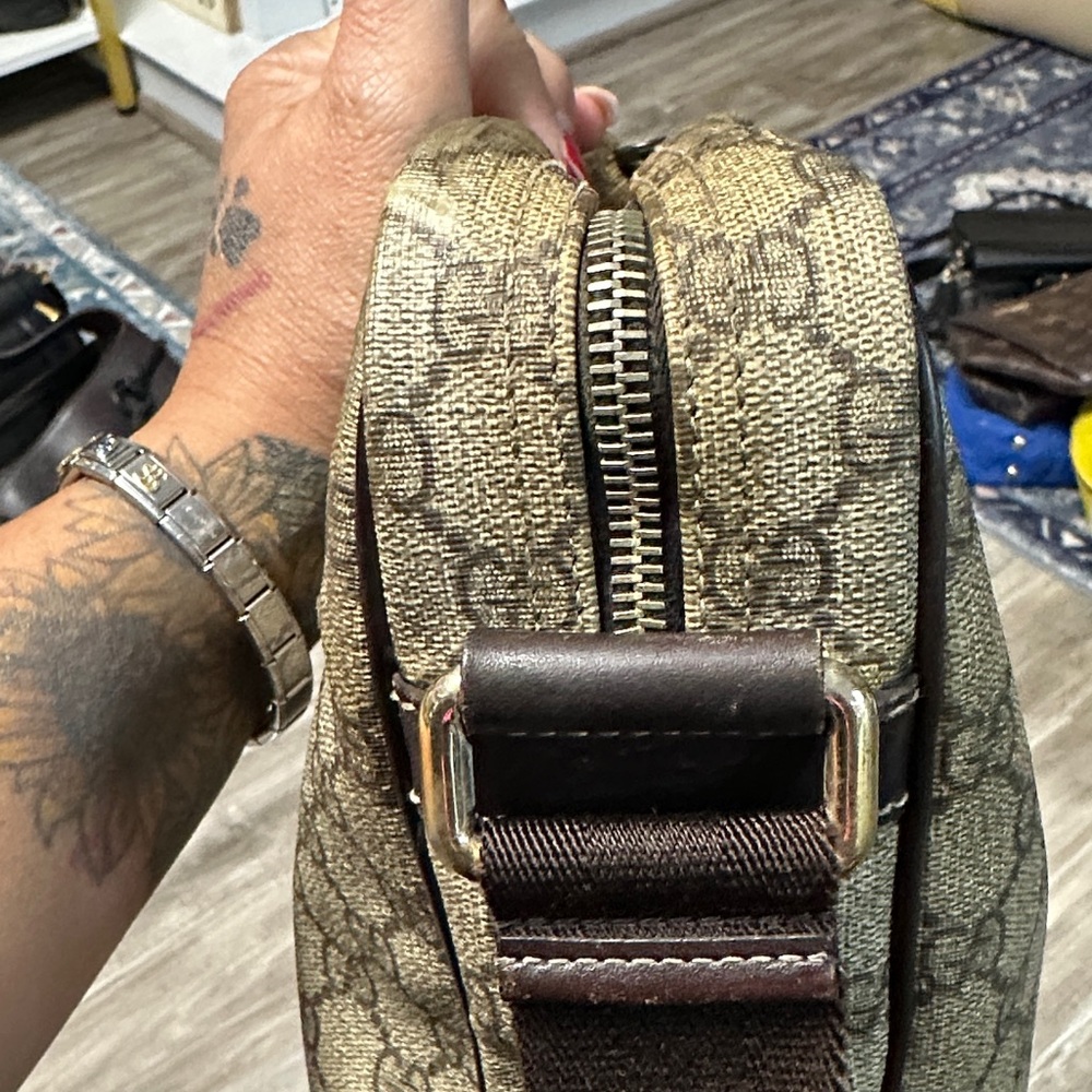 Gucci Tan and Brown Men's Messenger Bag - Picture 3 of 8